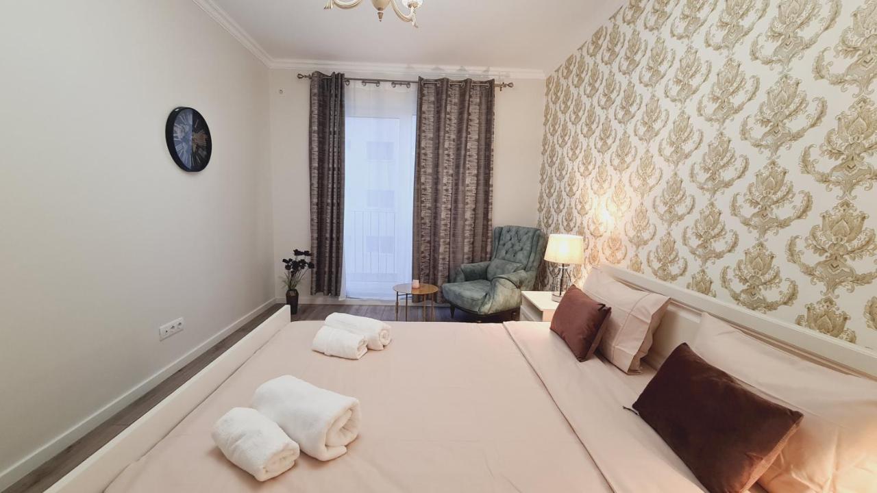 Appartamento 5* Luxury Near Avram Iancu Sq New. Private Parking Cluj-Napoca Esterno foto