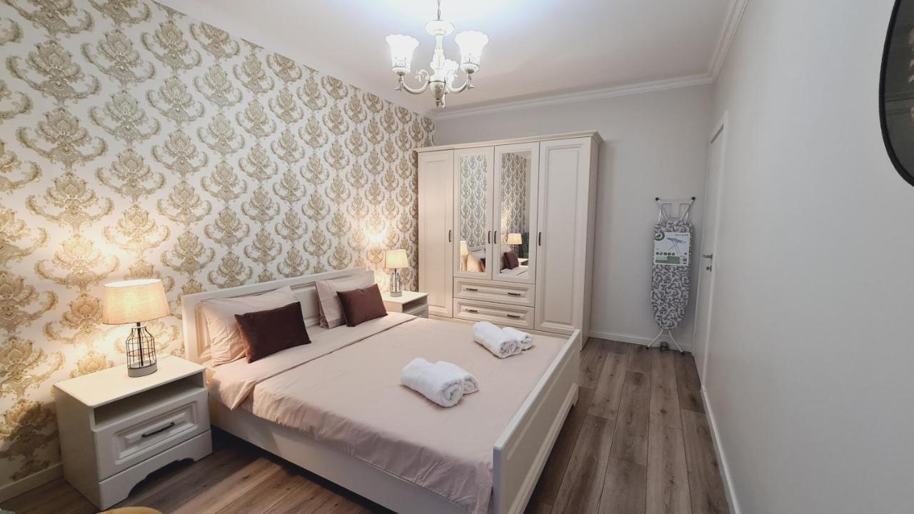 Appartamento 5* Luxury Near Avram Iancu Sq New. Private Parking Cluj-Napoca Esterno foto